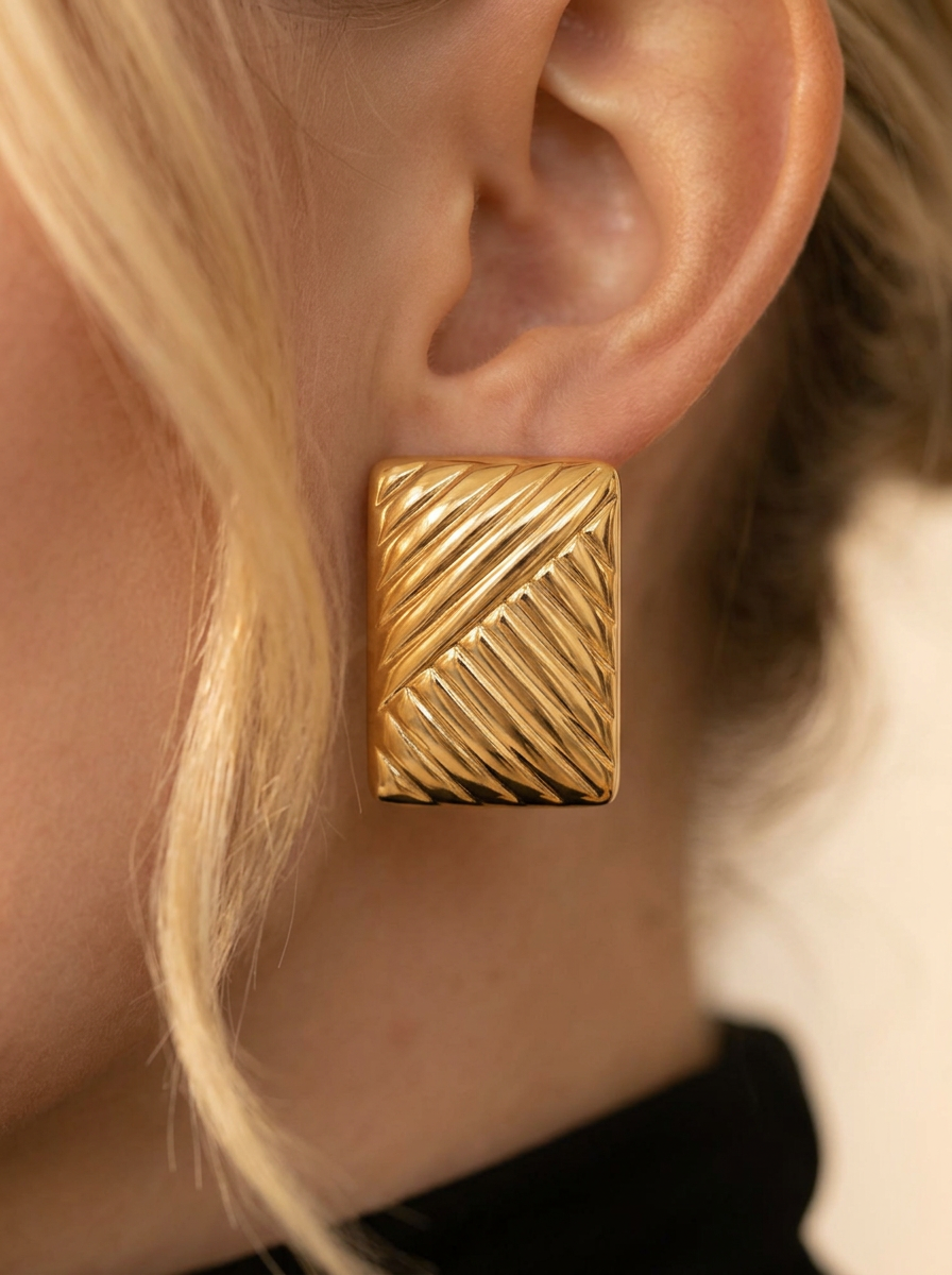 Retro Gold-Plated